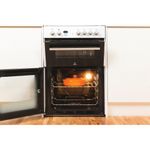 Indesit-Double-Cooker-DD60G2CG-W--UK-White-A--Enamelled-Sheetmetal-Lifestyle_Frontal_Open