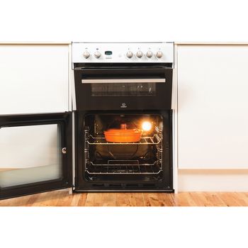 Indesit Double Cooker DD60G2CG(W)/UK White A+ Enamelled Sheetmetal Lifestyle frontal open