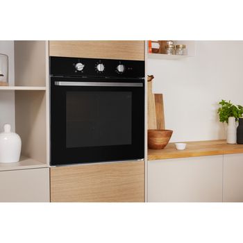 Indesit OVEN Built-in IFW 6330 BL UK Electric A Lifestyle perspective