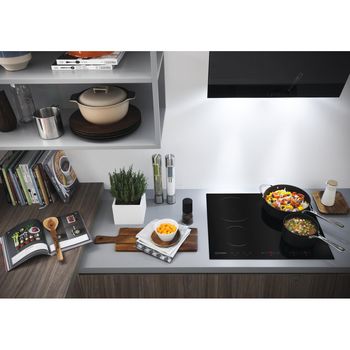 Indesit HOB VID 641 B C Black Induction vitroceramic Lifestyle perspective