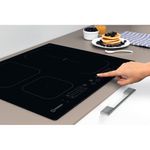 Indesit HOB IB 65B60 NE Black Induction vitroceramic Lifestyle people