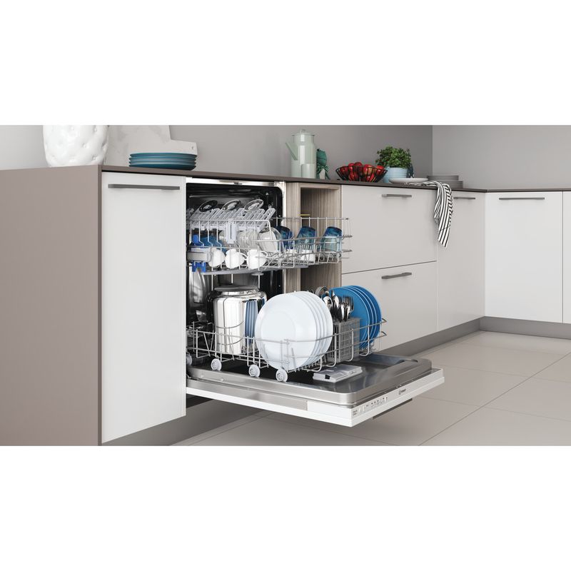 Integrated Dishwasher Indesit DIE 2B19 UK