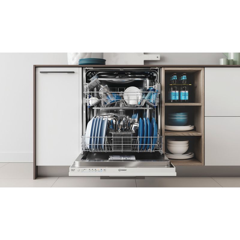 Integrated Dishwasher Indesit DIE 2B19 UK