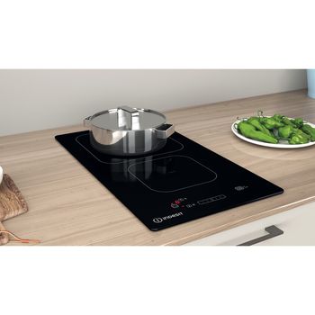 Indesit HOB IS 19Q30 NE Black Induction vitroceramic Lifestyle perspective