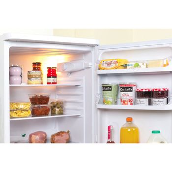 Indesit-Fridge-Freezer-Freestanding-IBD-5517-W-UK-1-White-2-doors-Lifestyle-detail