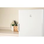 Indesit-Refrigerator-Free-standing-SIAA-10--UK--Global-white-Lifestyle_Detail