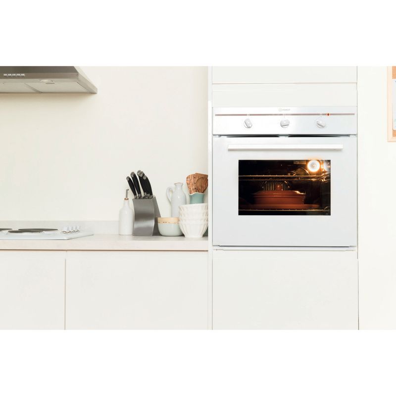 Indesit-OVEN-Built-in-FIM-31-K.A--WH--GB-Electric-A-Lifestyle_Frontal