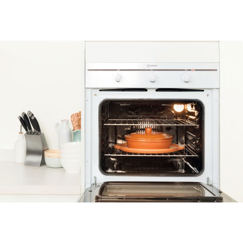 Indesit-OVEN-Built-in-FIM-31-K.A--WH--GB-Electric-A-Lifestyle_Frontal_Open