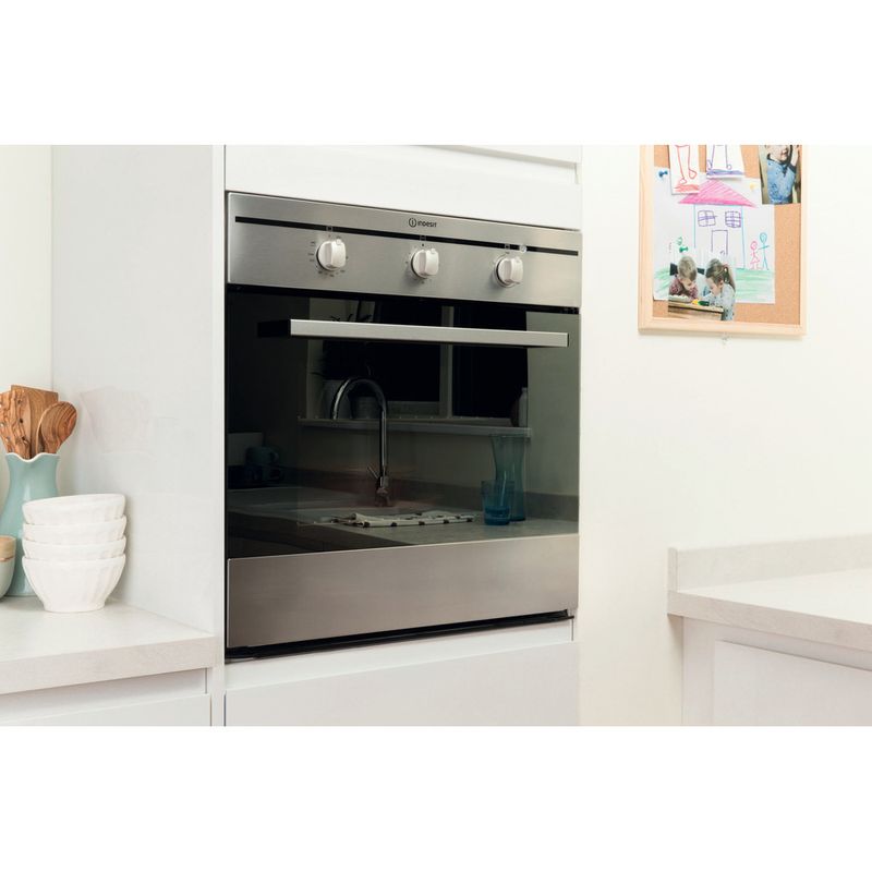 Indesit-OVEN-Built-in-FIM-31-K.A-IX-GB-Electric-A-Lifestyle_Perspective