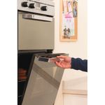 Indesit-Double-oven-DIMDN-13-IX-S-Inox-A-Lifestyle_People