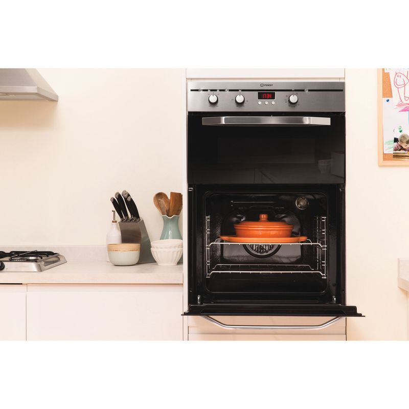 Indesit-Double-oven-DIMDN-13-IX-S-Inox-A-Lifestyle_Frontal_Open