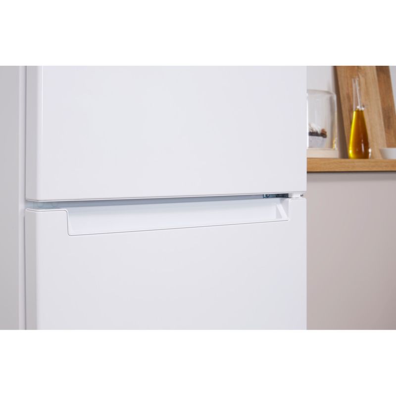 Indesit-Fridge-Freezer-Free-standing-XD95-T1I-W-White-2-doors-Lifestyle-detail