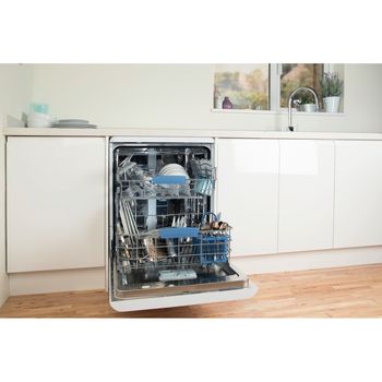 Indesit dfp58t94z hot sale full size dishwasher