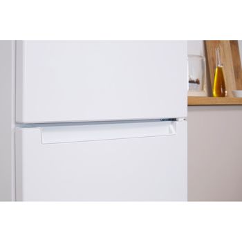 Indesit-Fridge-Freezer-Free-standing-LD70-N1-W-WTD-White-2-doors-Lifestyle-detail