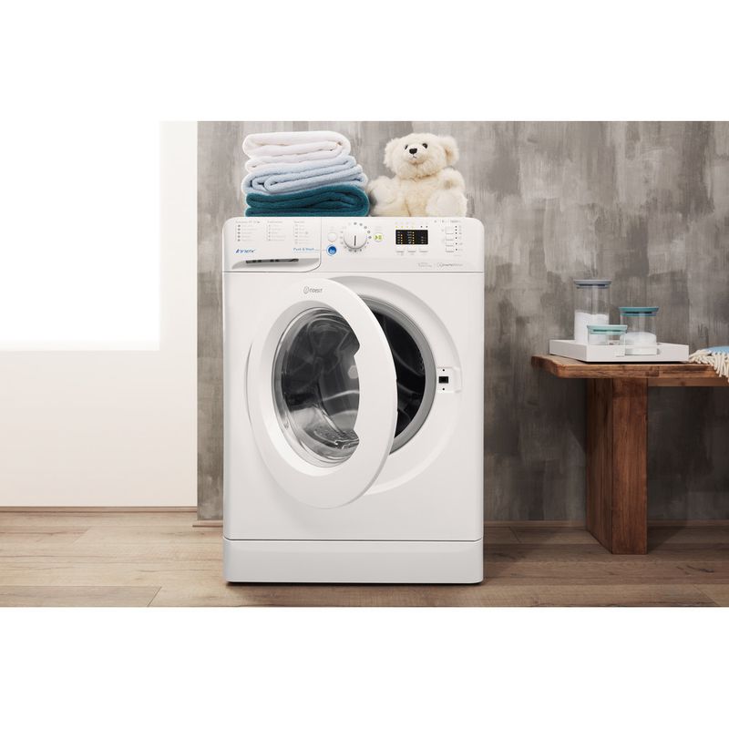 Indesit-Washing-machine-Free-standing-BWA-81683X-W-UK-White-Front-loader-A----Lifestyle-frontal-open
