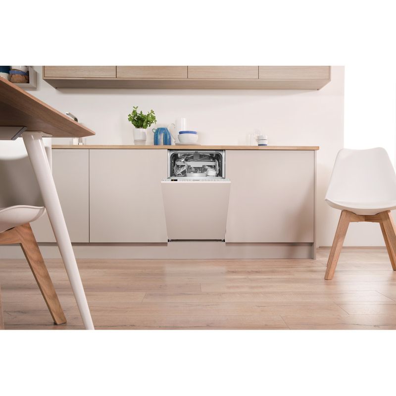 Indesit-Dishwasher-Built-in-DSIO-3T224-E-Z-UK-Full-integrated-A---Lifestyle-frontal
